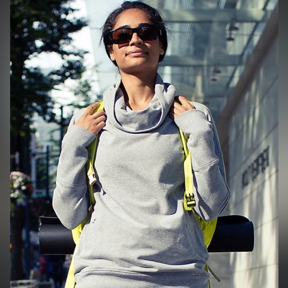 Lululemon Rest day Pullover - Picture 2 of 4